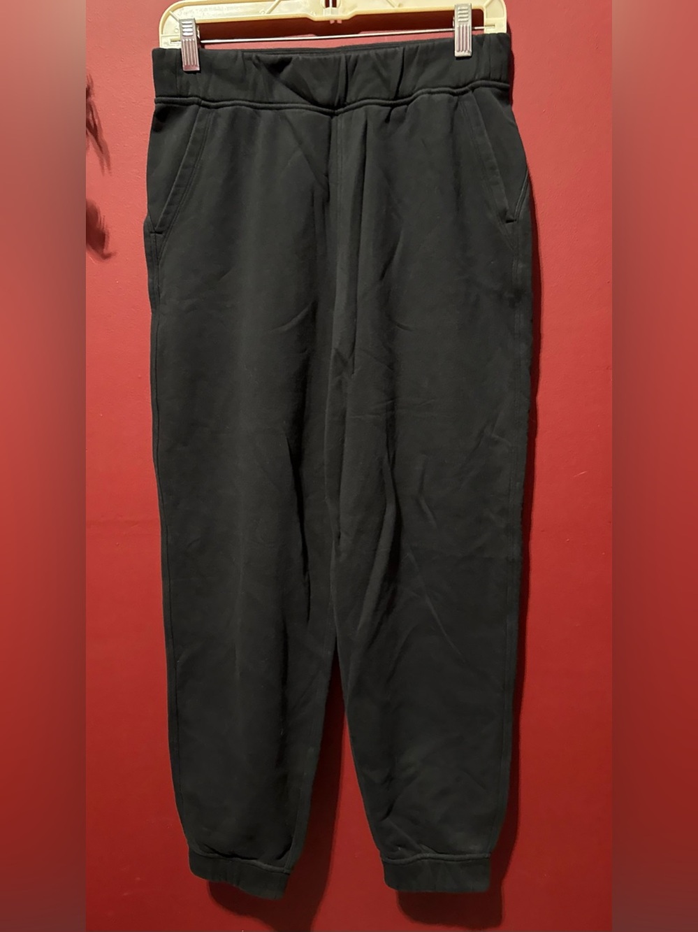 Women’s Black Lululemon Sweatpants, Sz 6